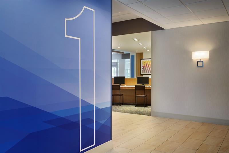 Holiday Inn Express & Suites - Painesville - Concord By Ihg Exterior foto